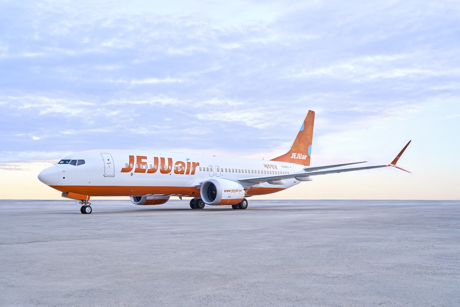 Á¦ÁÖÇ×°ø B737-8 Ç×°ø±â. »çÁø=Á¦ÁÖÇ×°ø