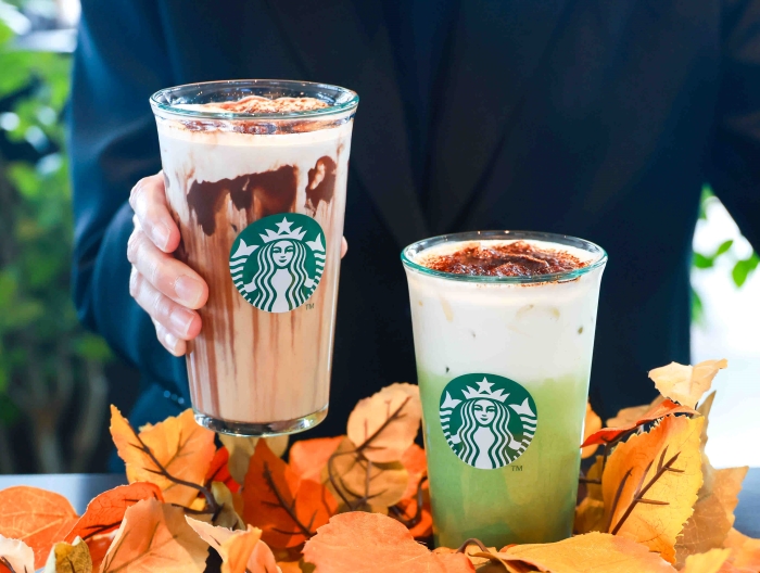 블랙 글레이즈드 라떼(왼쪽)과 말차 글레이즈드 티 라떼. 사진=스타벅스코리아