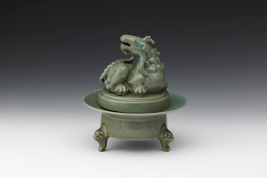 국보 ‘청자기린유개향로’. 사진제공=간송미술문화재단.