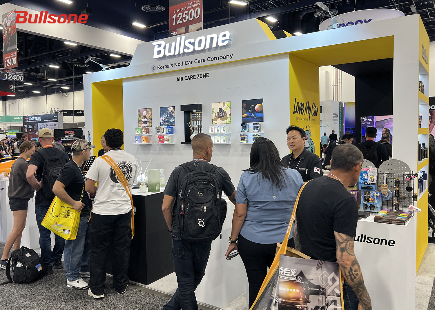 불스원이 세계 최대 자동차 애프터마켓 박람회 2025 세마쇼에 참가해 세차용품과 방향제를 선보였다. 사진=불스원