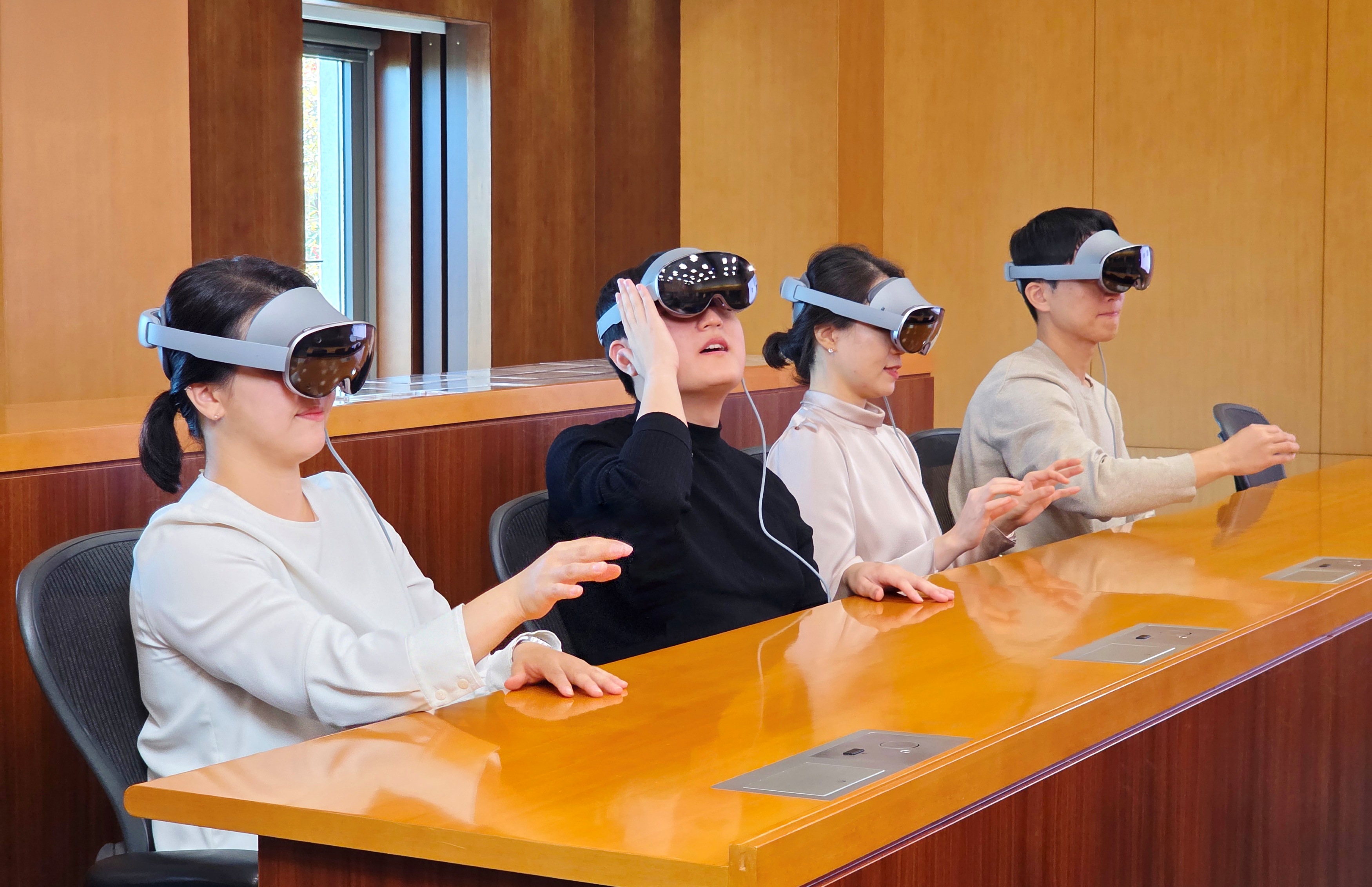 삼성인력개발원, '갤럭시 XR' 활용 AI· XR 결합 차세대 기업교육 도입. 사진=삼성전자