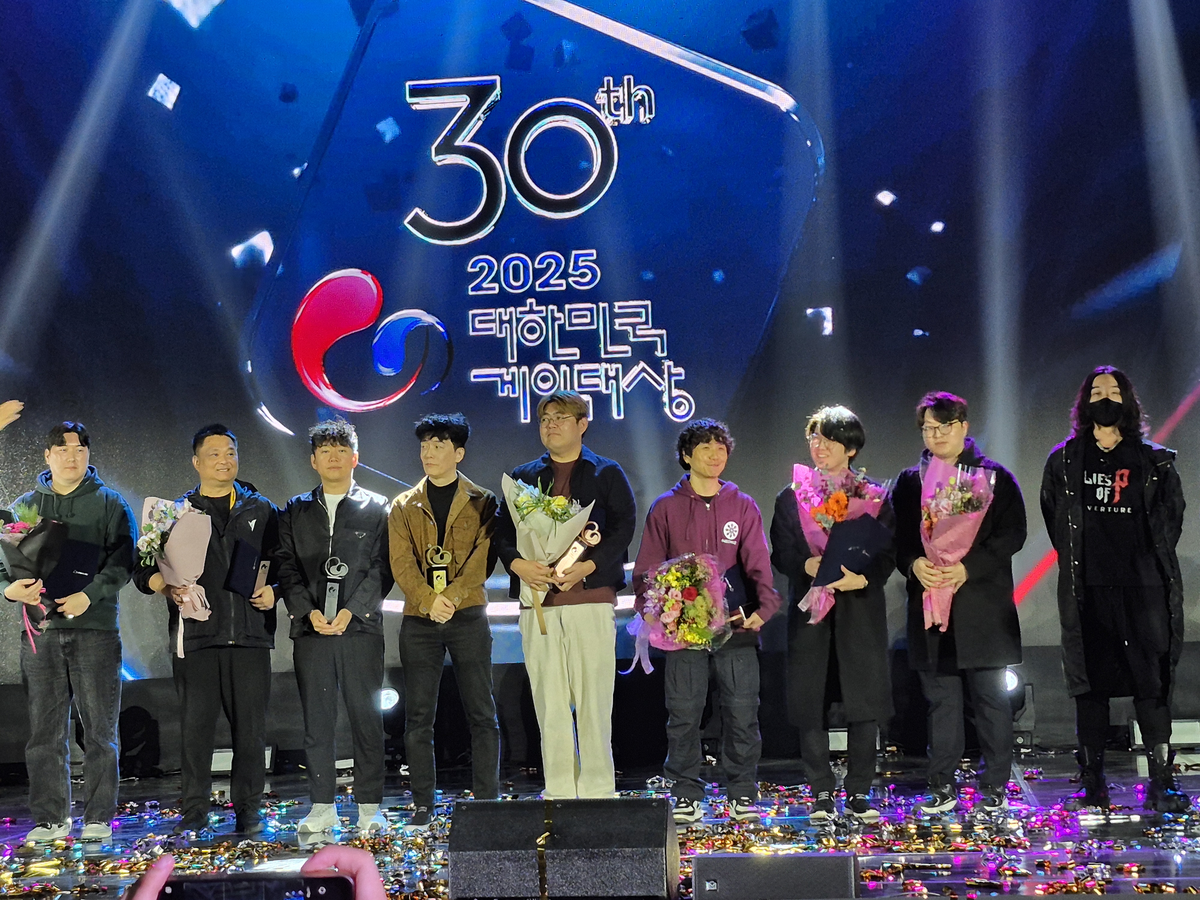 수상자 단체사진. 사진=박상준 이코노믹리뷰 기자