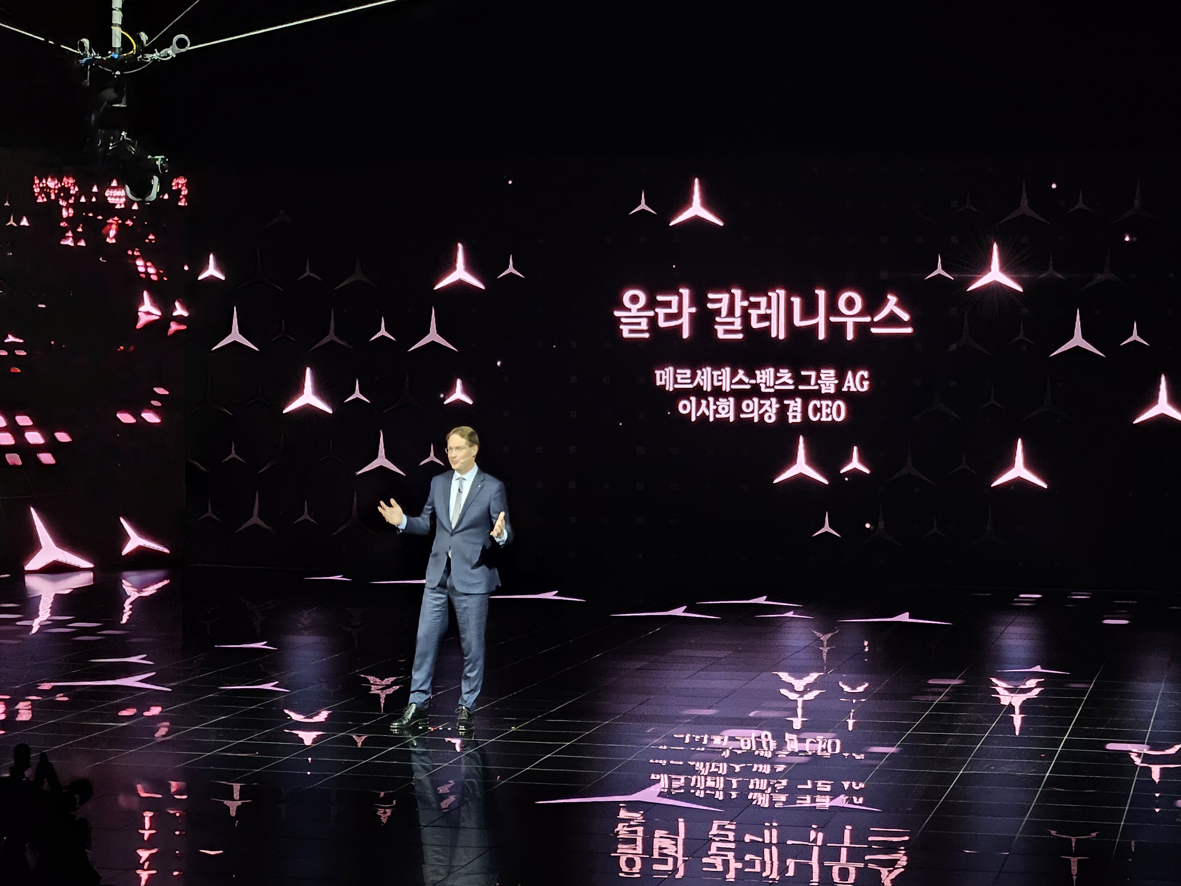 메르세데스-벤츠는 14일 인천 파라다이스 시티에서 글로벌 전략과 브랜드 비전을 소개하는 미래 전략 컨퍼런스를 개최했다. 사진=최은총 이코노믹리뷰 기자