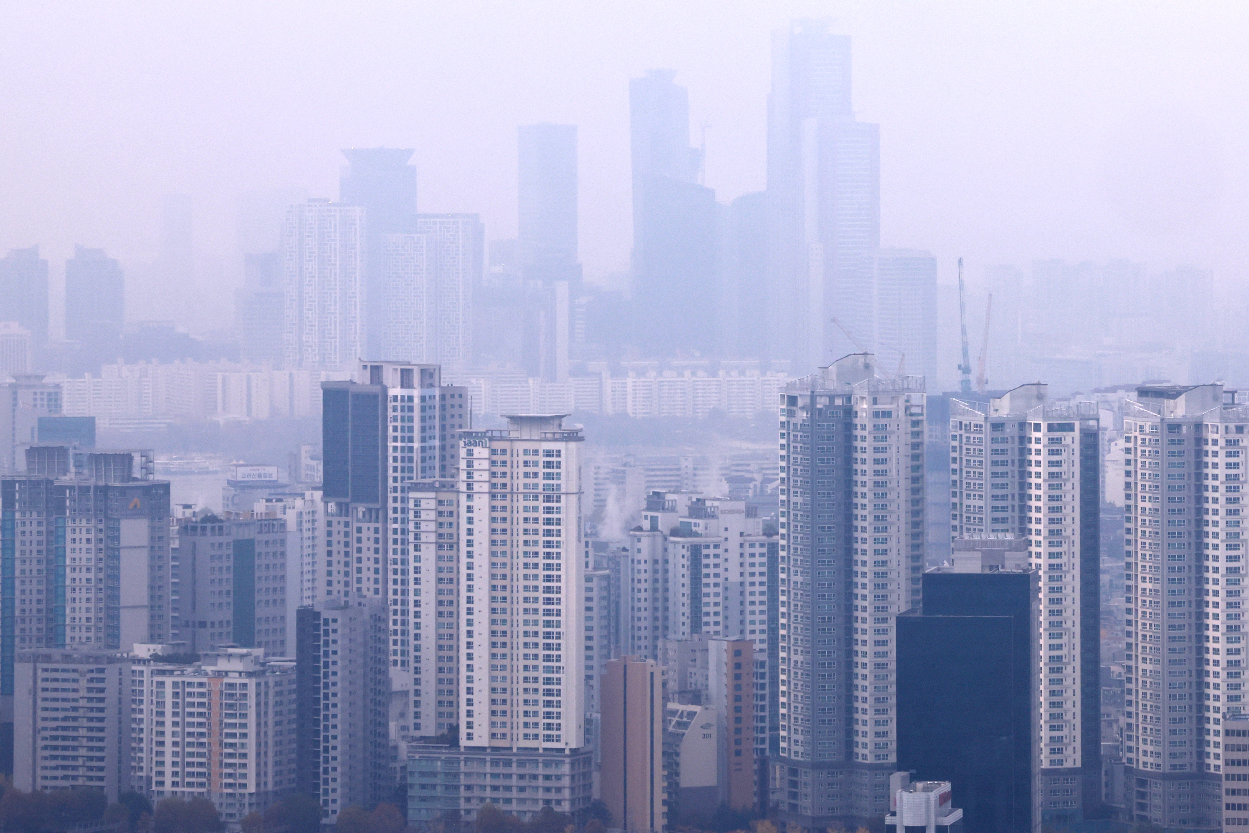 남산에서 바라본 서울 아파트 단지. 사진=연합뉴스