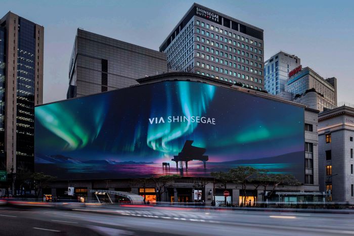 신세계백화점, 비아신세계 메인이미지. 사진=신세계백화점