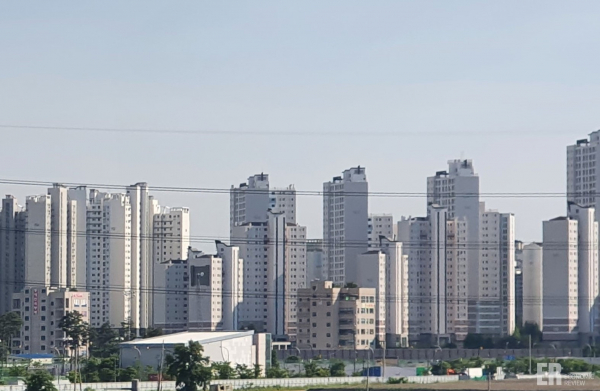 파주 운정신도시 아파트 단지. 사진=이코노믹 리뷰 이소현 기자