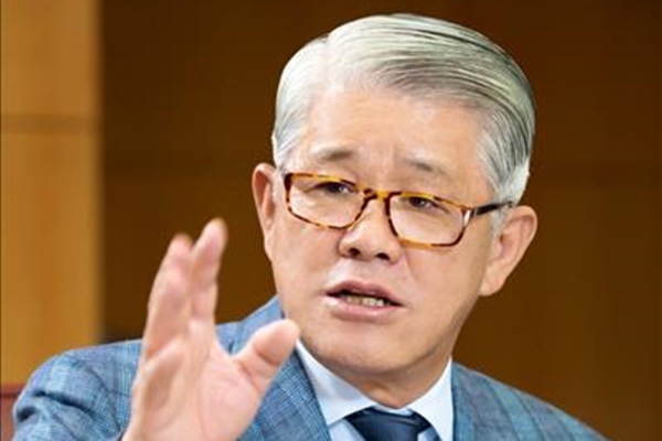 최신원 SK네트웍스 회장. 출처= SK네트웍스