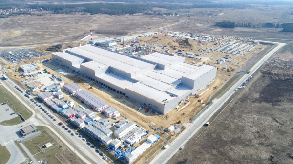 SK아이이테크놀로지(이하 SKIET)가 폴란드에 짓고 있는 리튬 이온 배터리 분리막(Lithium ion Battery Separators·LiBS) 공장. 출처=SK이노베이션