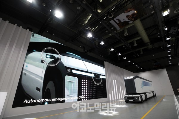 8일 고양시 킨텍스 2전시장에서 '2021 수소모빌리티쇼가 열리고 있다.사진=박재성 기자