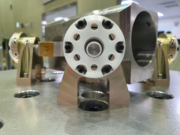 위성 탑재체 IR센서 냉각기에 탑재될 진동저감장치. 출처=한화시스템