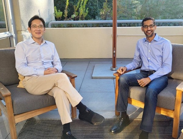 이재용 삼성전자 부회장과 선다 피차이 구글 CEO. 출처=삼성전자