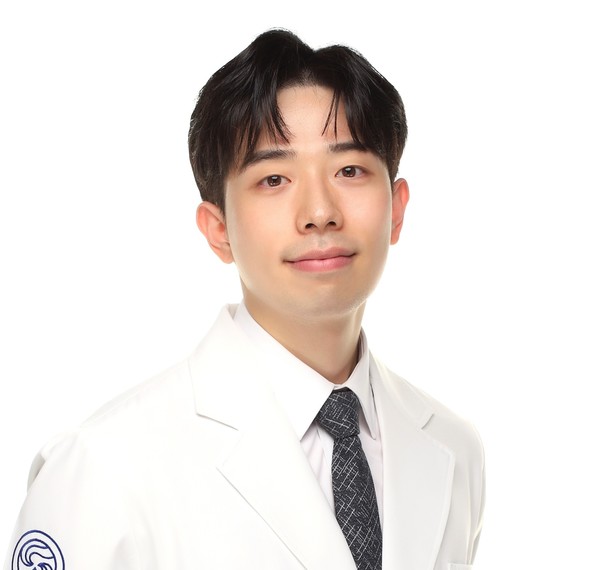 자생한방병원 정성엽 한의사. 출처=자생한방병원