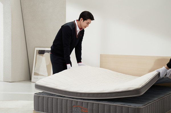 SK매직 MC(Magic Care)가 매트리스 토탈 케어 서비스를 진행하고 있다. 출처=SK매직