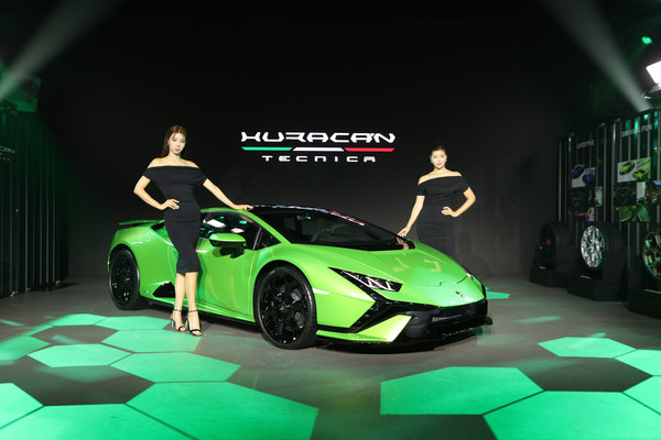 람보르기니 서울이 7일 출시한 10기통 스포츠카 우라칸 테크니카. 출처= 람보르기니 서울