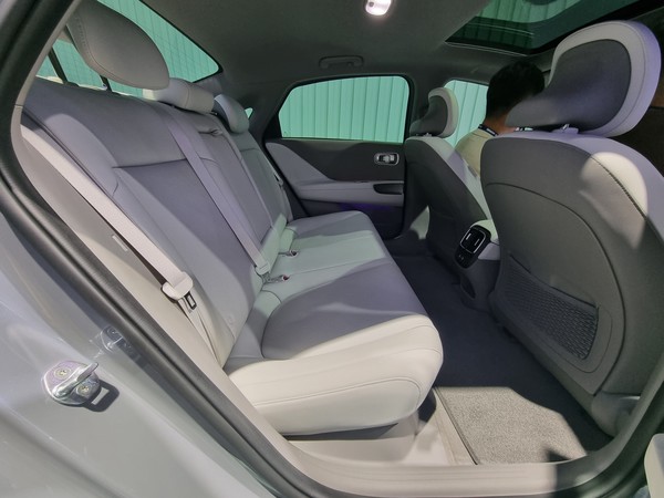 아이오닉 6의 2열 전경. 사진= 최동훈 기자