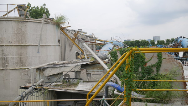 철거 현장. 예전의 모습을 짐작하기는 어렵다. 사진=최진홍 기자