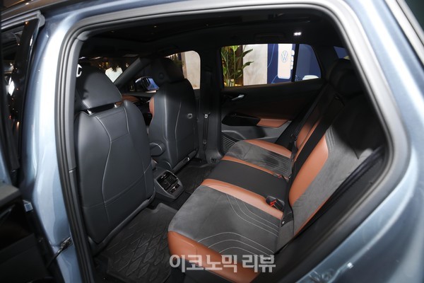 폭스바겐코리아가 15일 서울 광진구 그랜드 워커힐 서울에서 폭스바겐의 첫 순수 전기 SUV, '디 올-일렉트릭 ID.4(The all-electric ID.4)'를 선보이고 있다.사진=박재성 기자