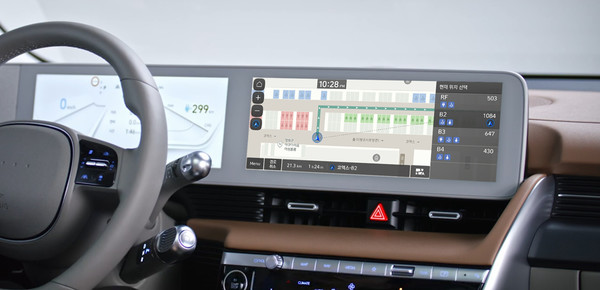 현대오토에버가 현대자동차, 현대건설 등 그룹사들과 함께 개발한 실내 주차장 내비게이션. 출처=HMG저널