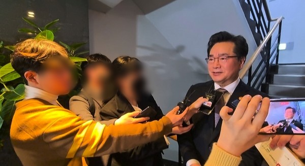 정황근 녹식품부 장관이 식품업계 간담회 개최 취지를 밝히고 있다. 사진=이코노믹리뷰 이솜이 기자.