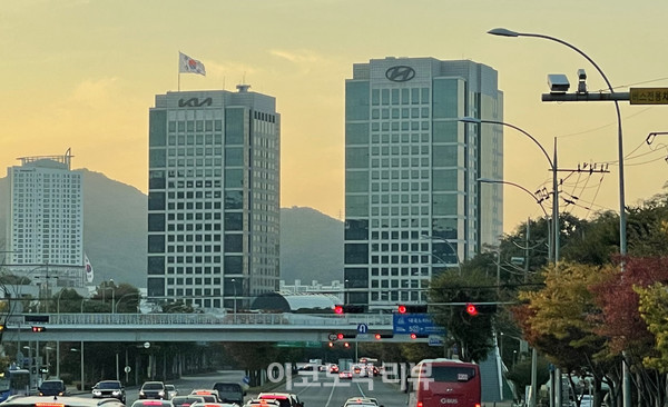 서울 양재동 현대차그룹 사옥. 사진 출처 = 이코노믹리뷰DB