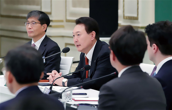 윤석열 대통령이 금융위원회 업무보고에서 발언하고 있다. 출처 : 연합뉴스