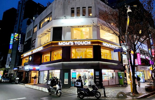 천호로데오점 전경. 출처=맘스터치앤컴퍼니