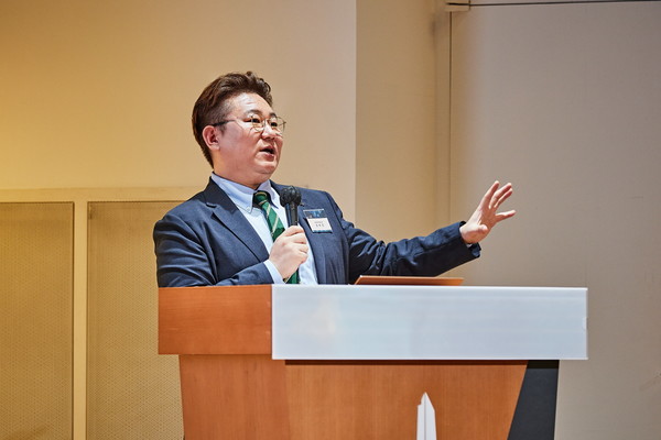 김덕진 미래사회IT연구소장. 사진=스튜디오100