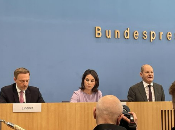 독일 연리정부가 첫 국가안보 전략을 발표하며 중국과의 기조에 디리스킹을 추구할 것이라 발표하고 있다. 사진=연합뉴스