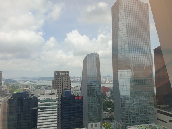 여의도 증권가. 사진 = 김호성 기자.