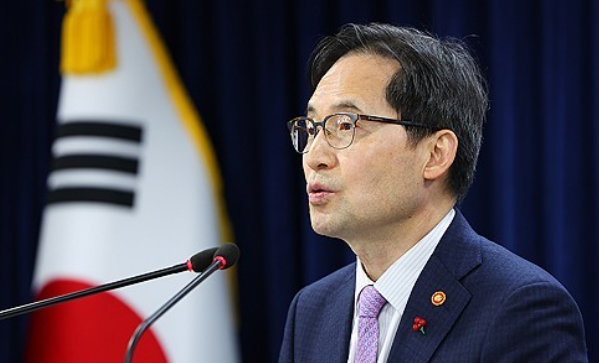 한기정 공정거래위원장이 플랫폼법 추진 방향을 설명하고 있다. 사진=연합뉴스