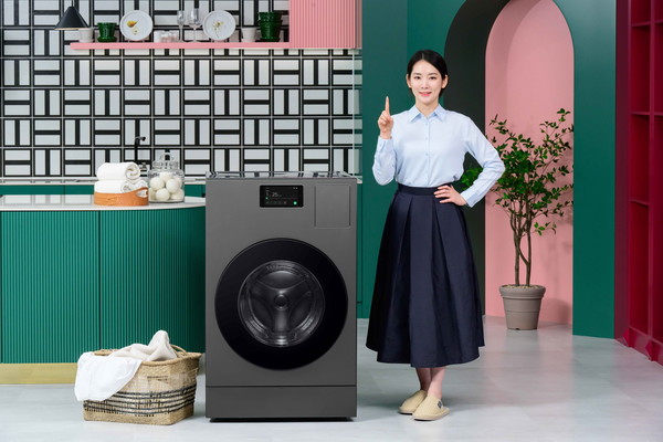 삼성전자가 올인원 세탁∙건조기 '비스포크 AI 콤보'를 24일부터 판매한다. 출처=삼성전자