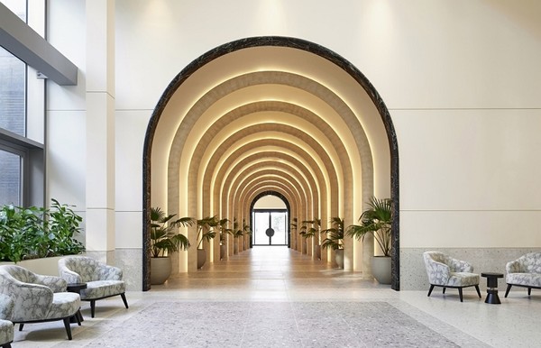 그랜드 조선 제주 '스테이 위드 메르세데스 패키지' 힐 스위트관 로비. 사진=조선호텔앤리조트