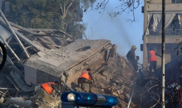 이스라엘 공격으로 무너진 이란 영사관. 사진=연합뉴스