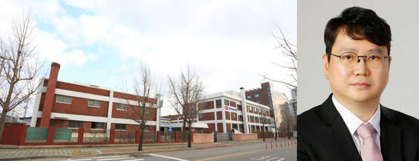 한미반도체 6번째 공장과 대표이사 곽동신 부회장. 출처=한미반도체