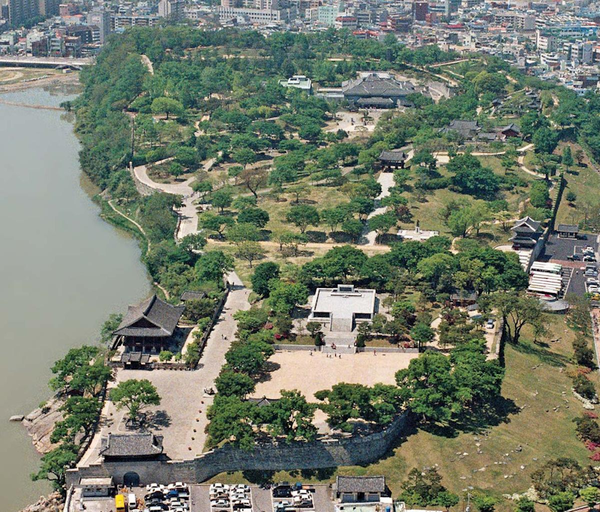 진주성 (사진: 진주시청 누리집)