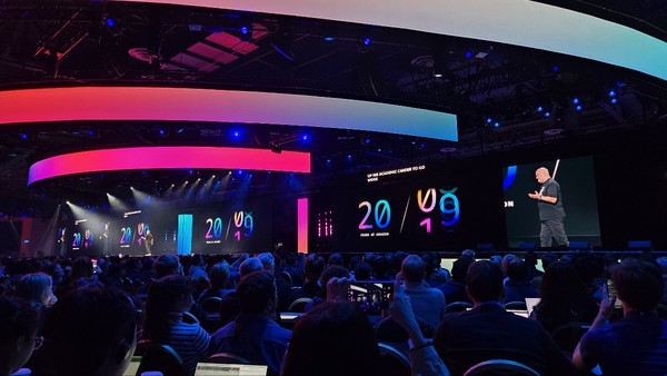 보겔스 AWS CTO가 기조연설에 나서고 있다. 사진=최진홍 기자