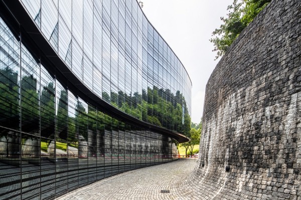 백남준아트센터. 사진제공= 한국관광공사