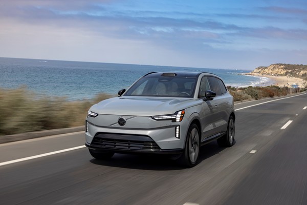 이미지_다쏘시스템_다쏘시스템의 3D익스피리언스 플랫폼이 볼보자동차 전기차 개발에 활용될 예정이다.