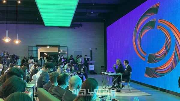 서울 강남서 열린 루카 데 메오 르노그룹 회장 기자간담회. 사진=이코노믹리뷰 DB