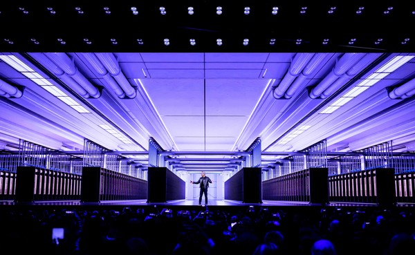 젠슨 황 엔비디아 최고경영자(CEO)가 18일(현지시간) 캘리포니아 산호세에서 열린 GTC2025에서 기조연설을 하고 있다. 사진=AFP연합뉴스