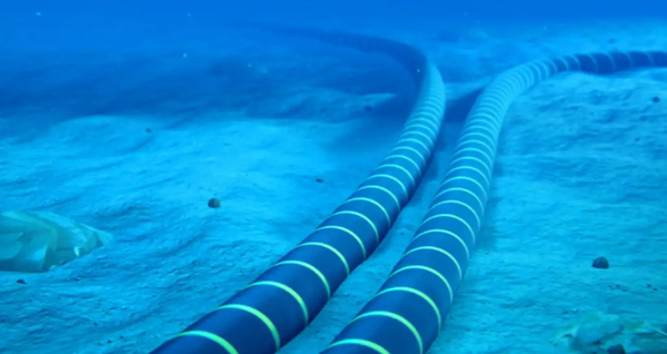 홍해에 깔린 해저 케이블. 사진=위키디피아
