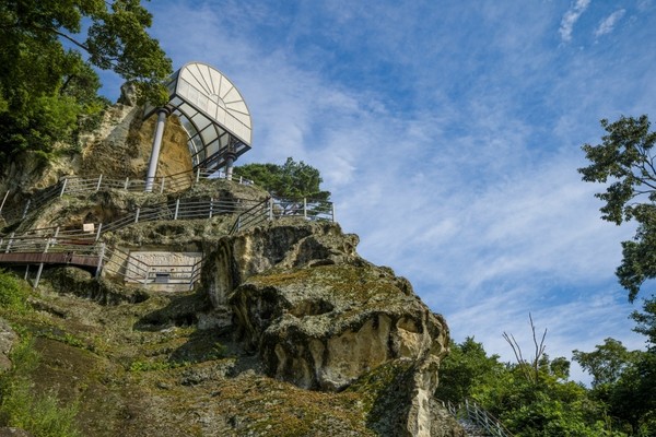 골굴암(경북 동해안 국가지질공원). 사진제공= 한국관광공사