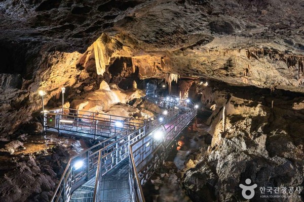 대금굴(대이리 동굴지대). 사진제공= 한국관광공사