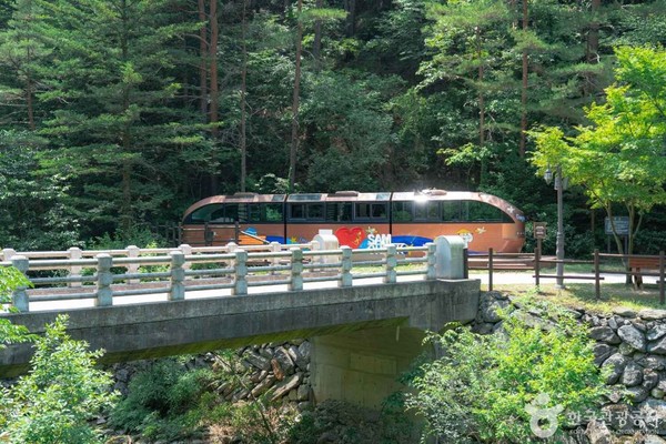 대금굴 (대이리 동굴지대). 사진제공= 한국관광공사