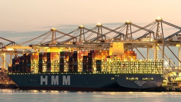 HMM의 2만4000TEU급 컨테이너선 '그단스크호'. 사진=HMM