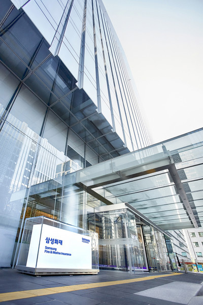  삼성화재가 암∙뇌∙심장질환 치료비 특약의 적용범위를 자사 주력 건강보험과 간편보험으로 확대했다.사진제공=삼성화재