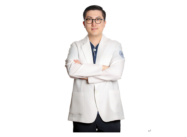 우신향병원 정형외과 전문의 정형서 원장