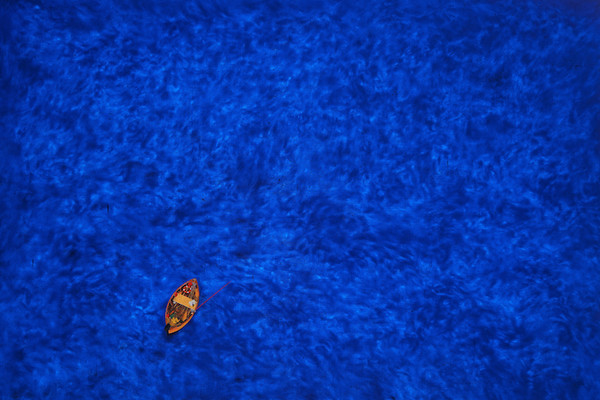 민성식, 피셔맨, 2024, 캔버스에 유채, 130x194cm | 회화, 교차된 시대의 흔적