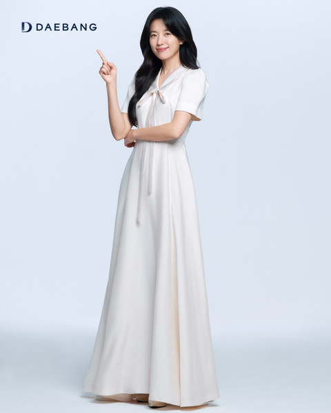 배우 한효주의 지면촬영 모습. 출처=대방건설