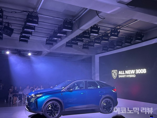 3일 스텔란티스코리아가 푸조 3008 3세대 차량을 출시했다. 사진=양정민 이코노믹리뷰 기자